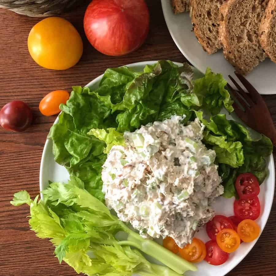 Creamy & Light Chicken Salad: Quick Recipe with Rotisserie Chicken